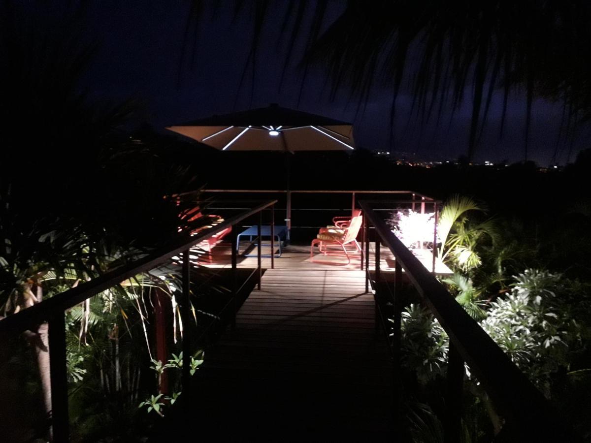 Chez Sonia Et Franck Bed & Breakfast L'Etang-Sale Ngoại thất bức ảnh