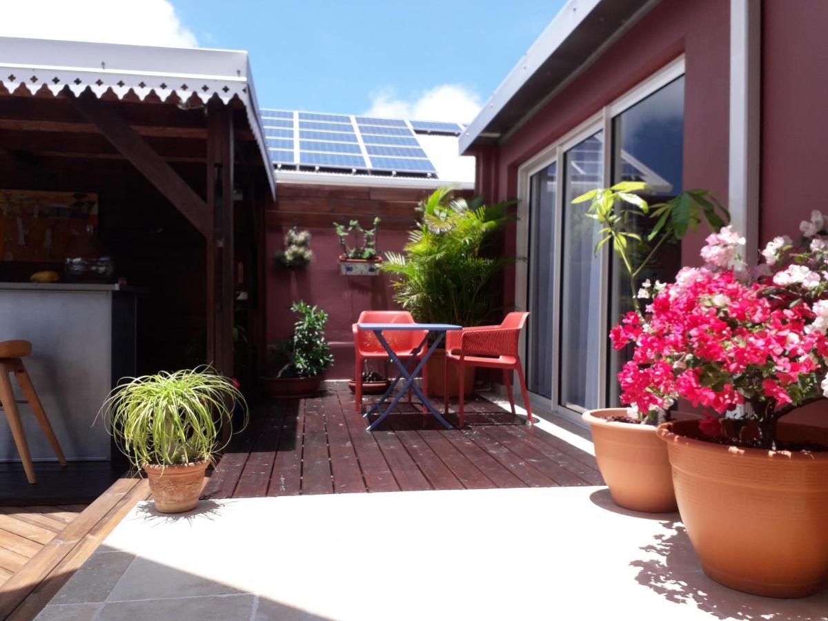 Chez Sonia Et Franck Bed & Breakfast L'Etang-Sale Ngoại thất bức ảnh